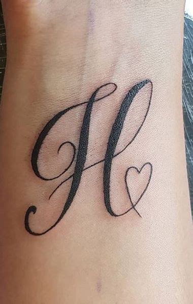 mujer tatuaje letra h|20 Fantastic H Letter Tattoo Designs With Images!